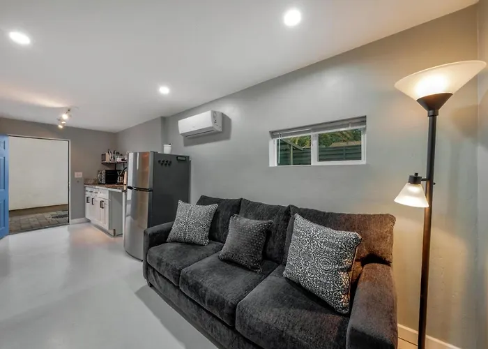 Holiday home Sam Hughes, Casita, 1 Bd 1 Ba, Shared Yard
