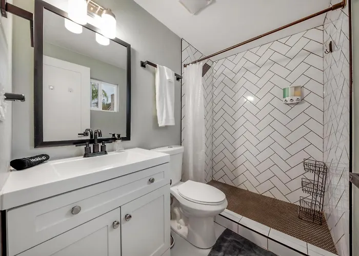 Sam Hughes, Casita, 1 Bd 1 Ba, Shared Yard Holiday home Tucson
